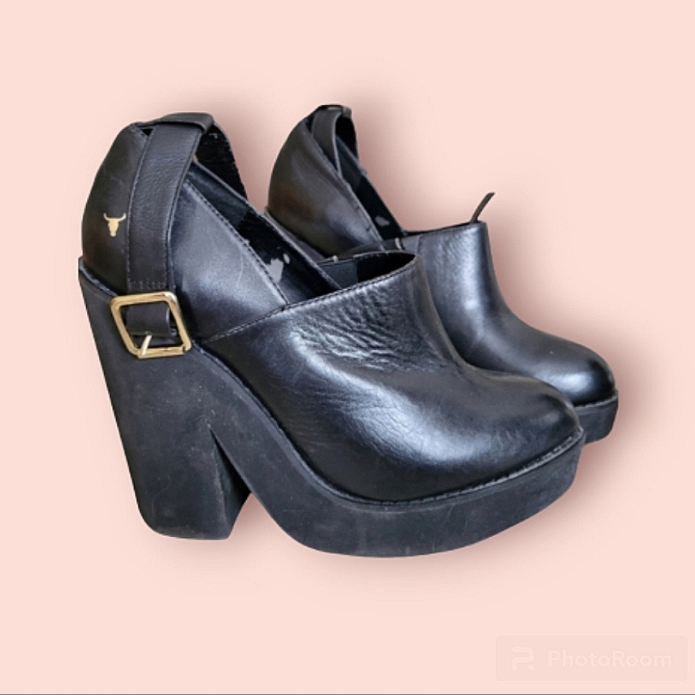 Windsor Smith Black Platform Shoes